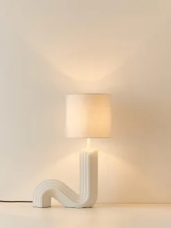 Lampada da tavolo di design Luomo