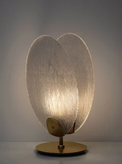 Lampada da tavolo grande a LED fatta a mano Shelina