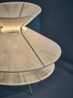 Lampada da tavolo in lino con luce regolabile Kiku
