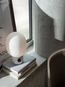 Lampada da tavolo piccola con luce regolabile JWDA, alt. 32 cm
