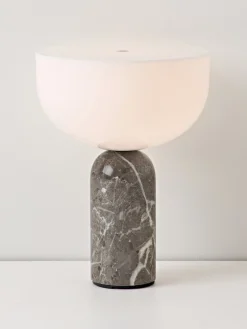 Lampada da tavolo piccola portatile a LED con luce regolabile Kizu