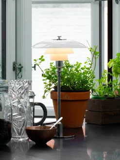 Lampada da tavolo piccola in vetro soffiato PH 2/1