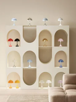 Lampada da tavolo piccola portatile a LED Panthella 160, design Verner Panton