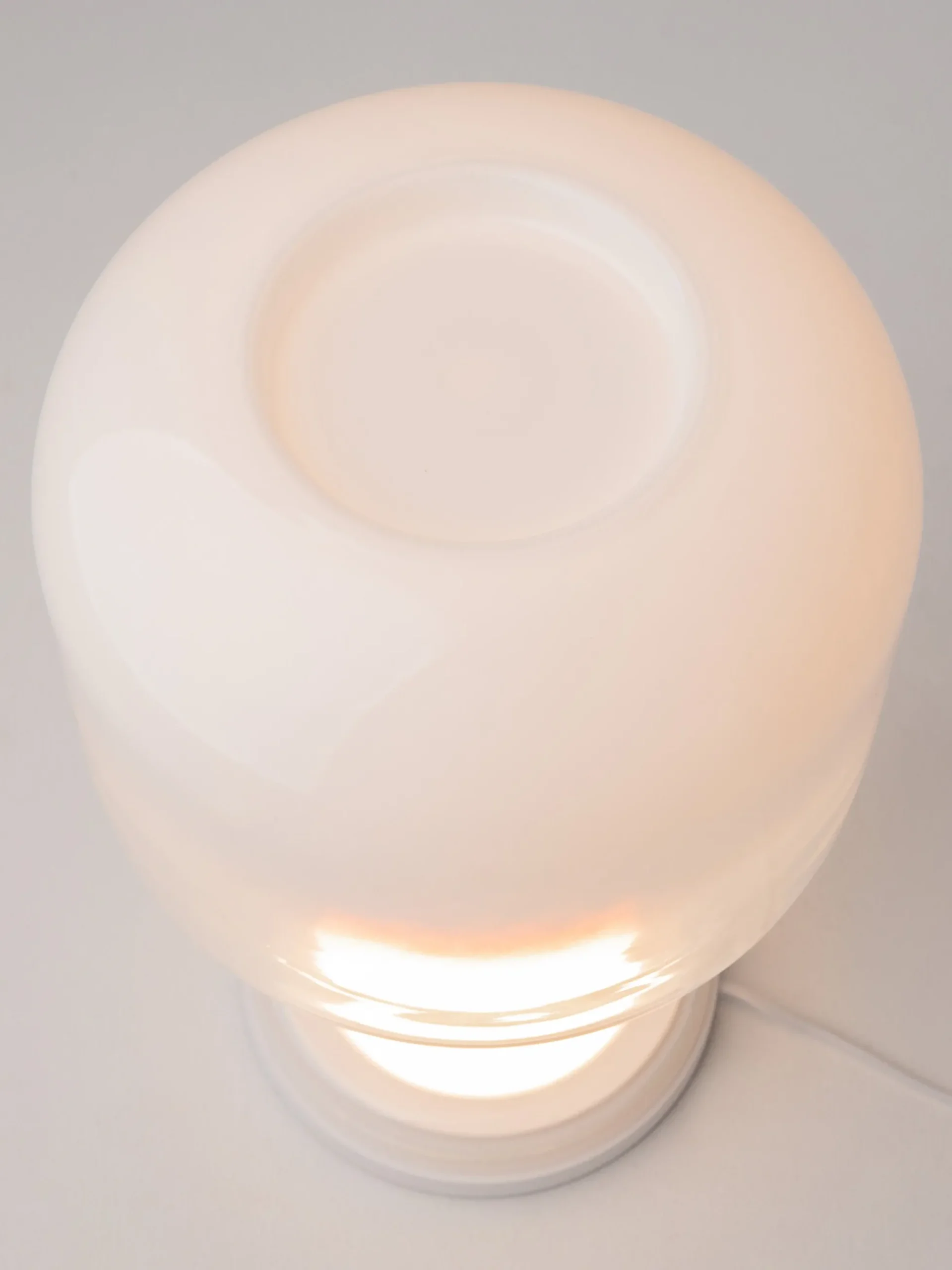Lampada da tavolo piccola a LED con luce regolabile Spirito