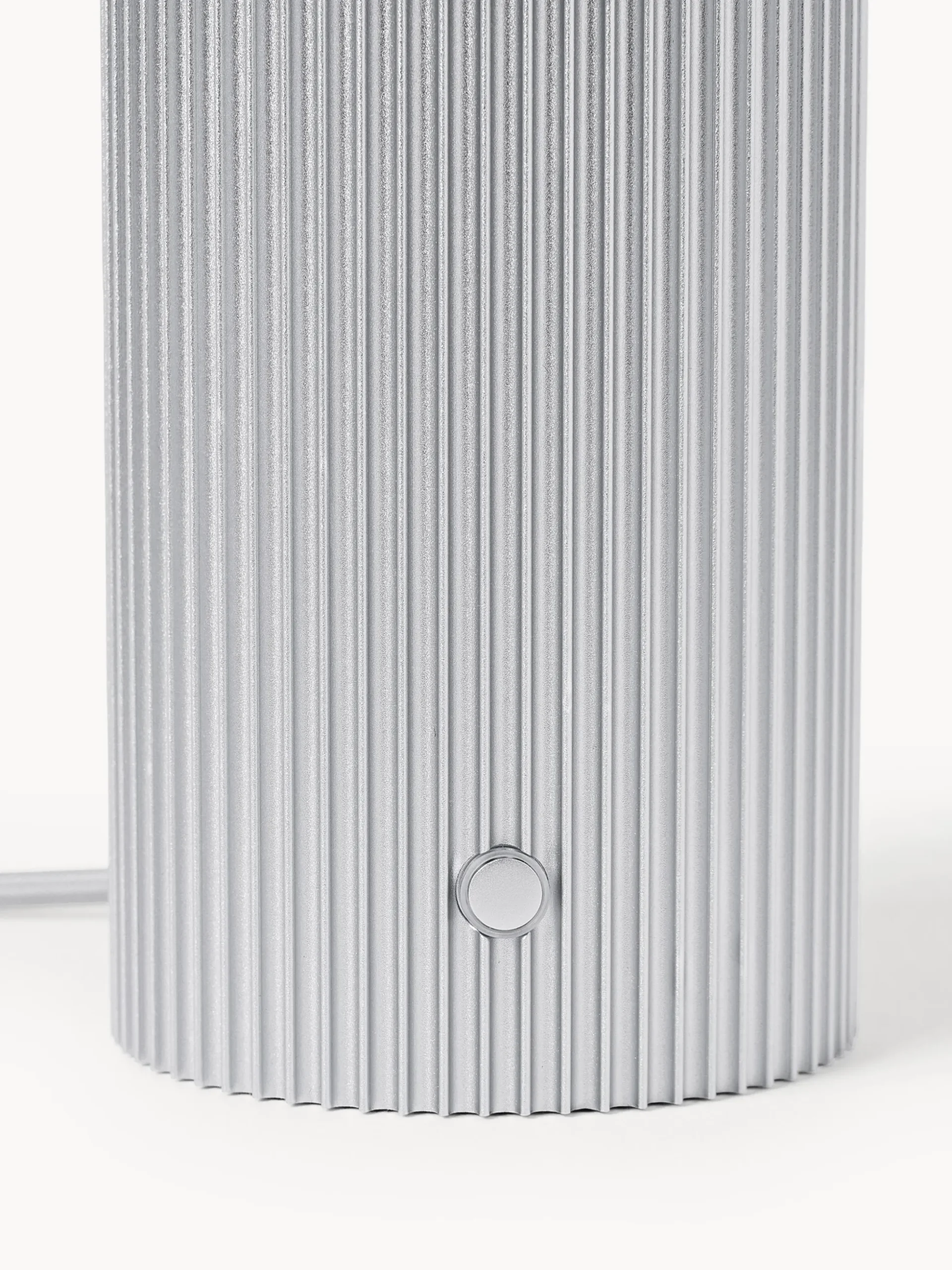 Lampada da tavolo piccola a LED con base millerighe Elna