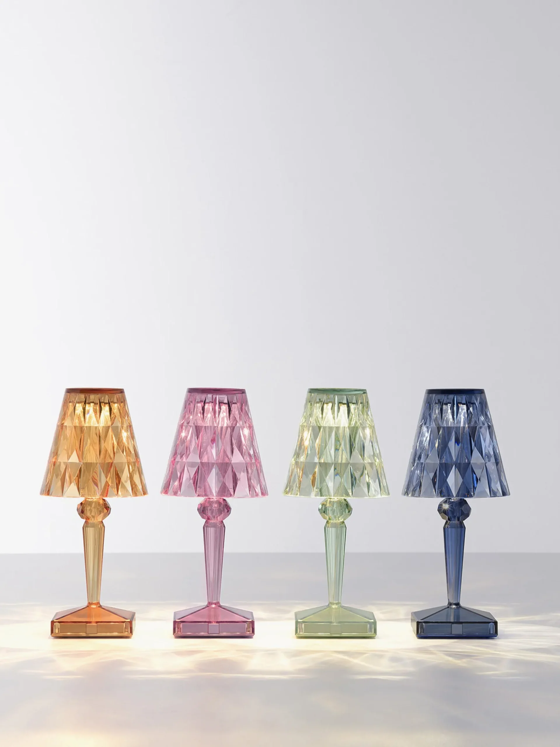 Lampada da tavolo portatile a LED con batteria Battery, alt. 30 cm