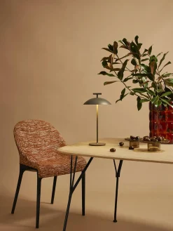 Lampada da tavolo portatile a LED con luce regolabile Mini Geen-A