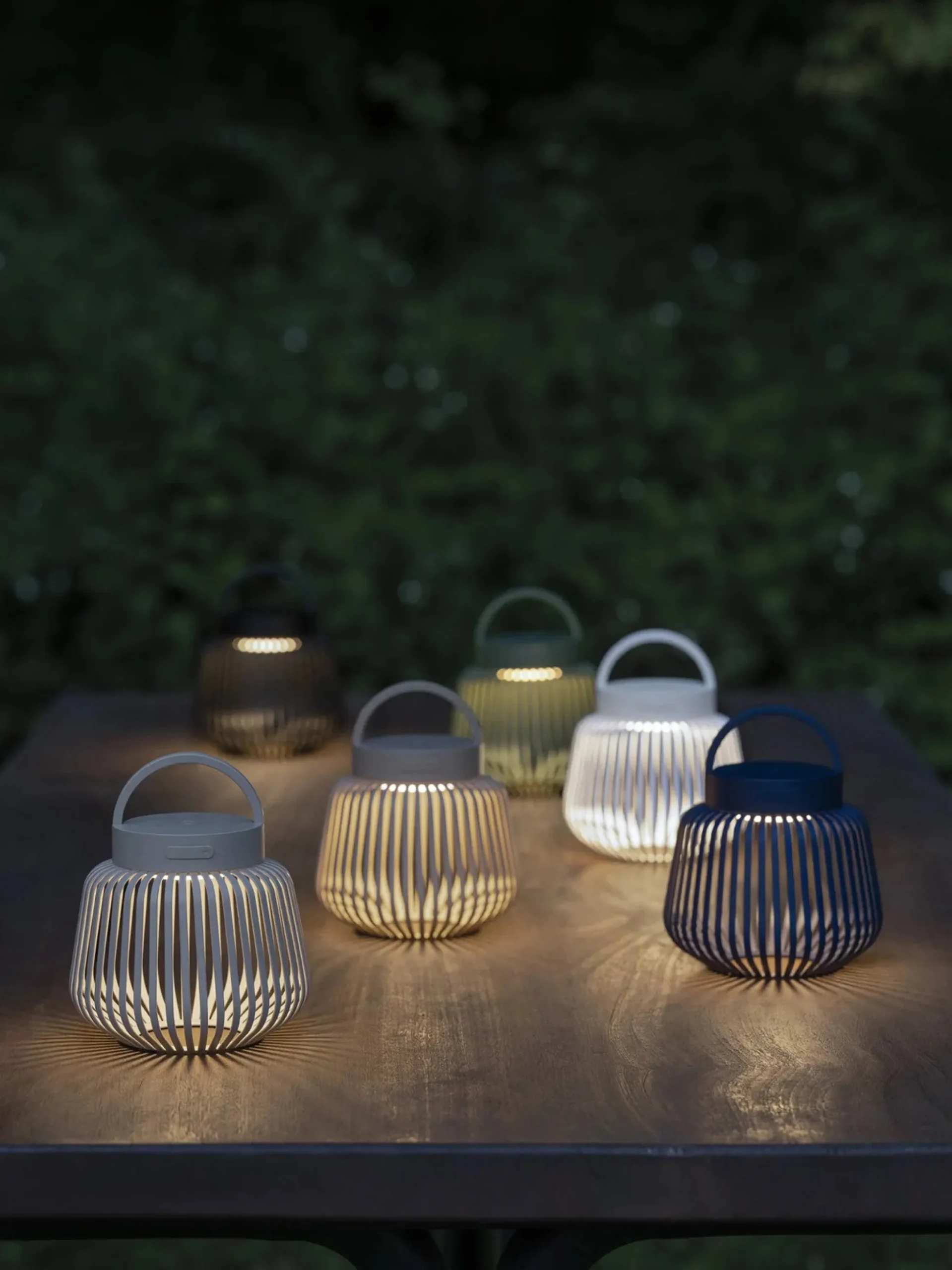 Lampada da tavolo portatile a LED per esterni Lito, alt. 12 cm