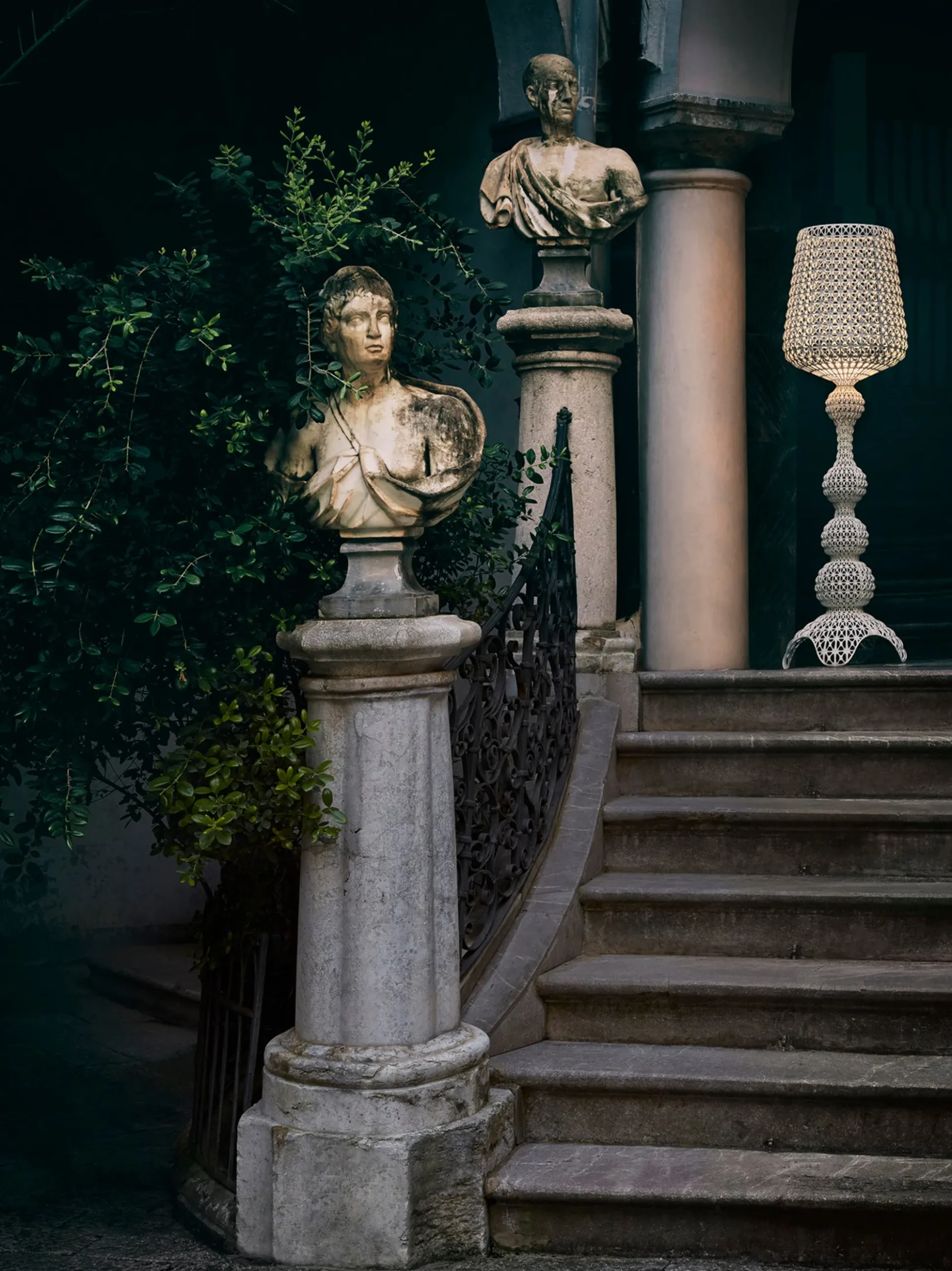 Lampada da terra da esterno a LED con luce regolabile Kabuki