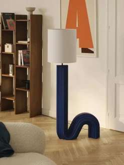 Lampada da terra di design Luomo