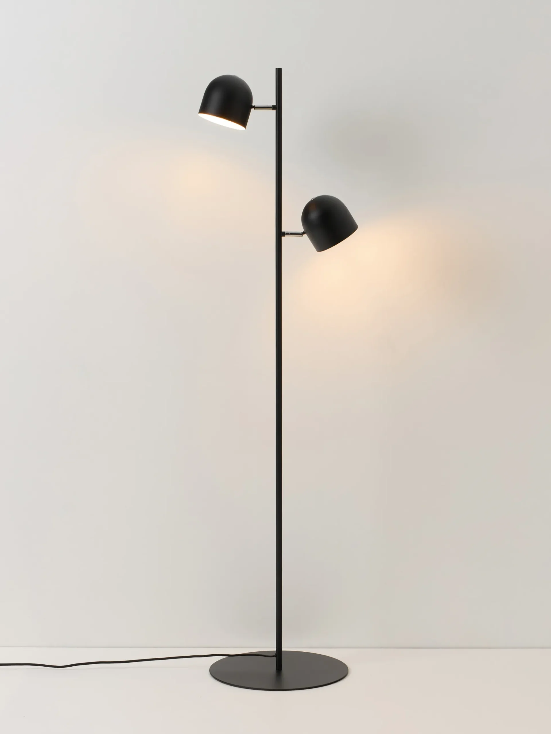 Lampada da terra in metallo Almo