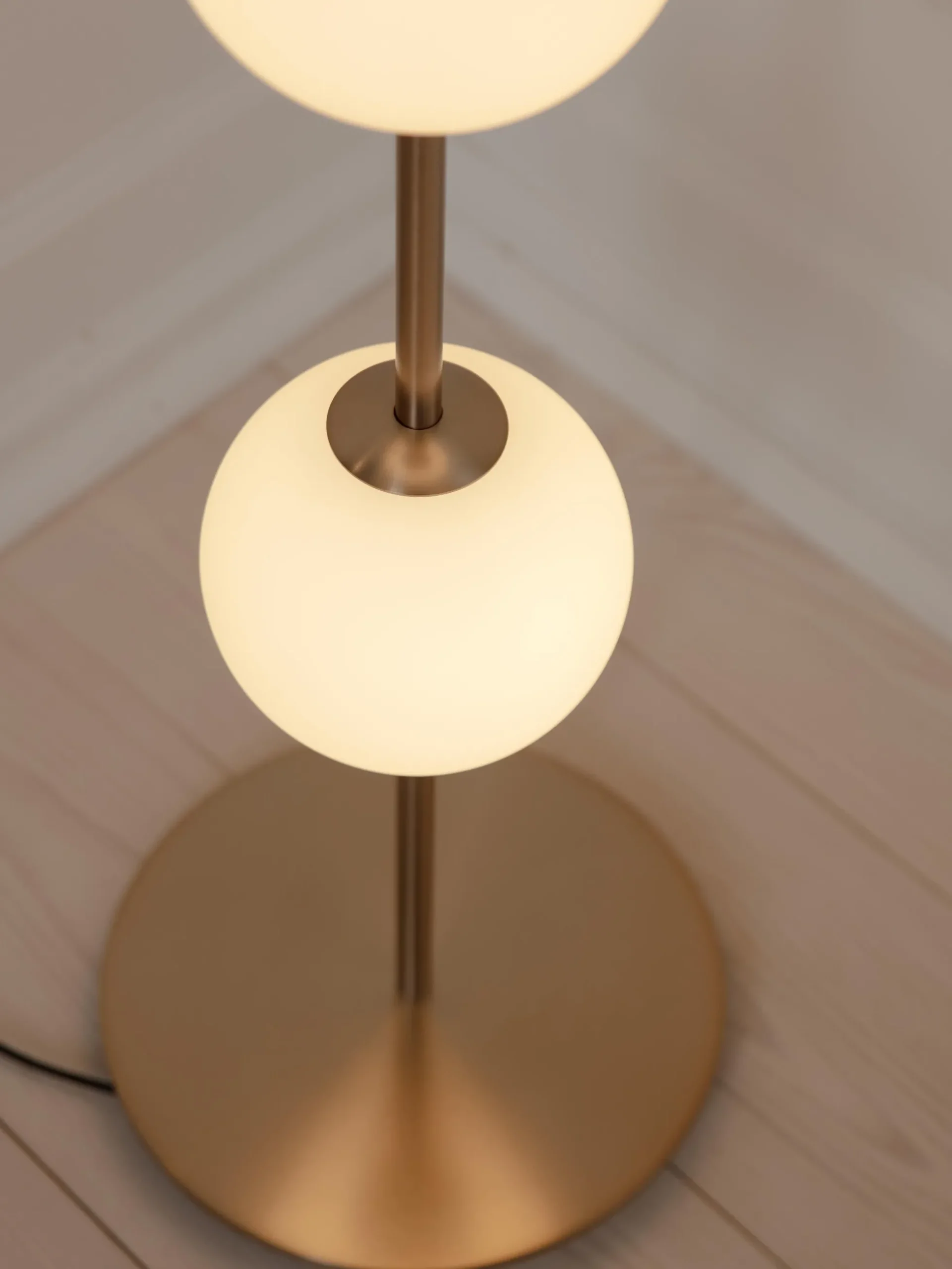 Lampada da terra piccola a LED con luce regolabile Audrey