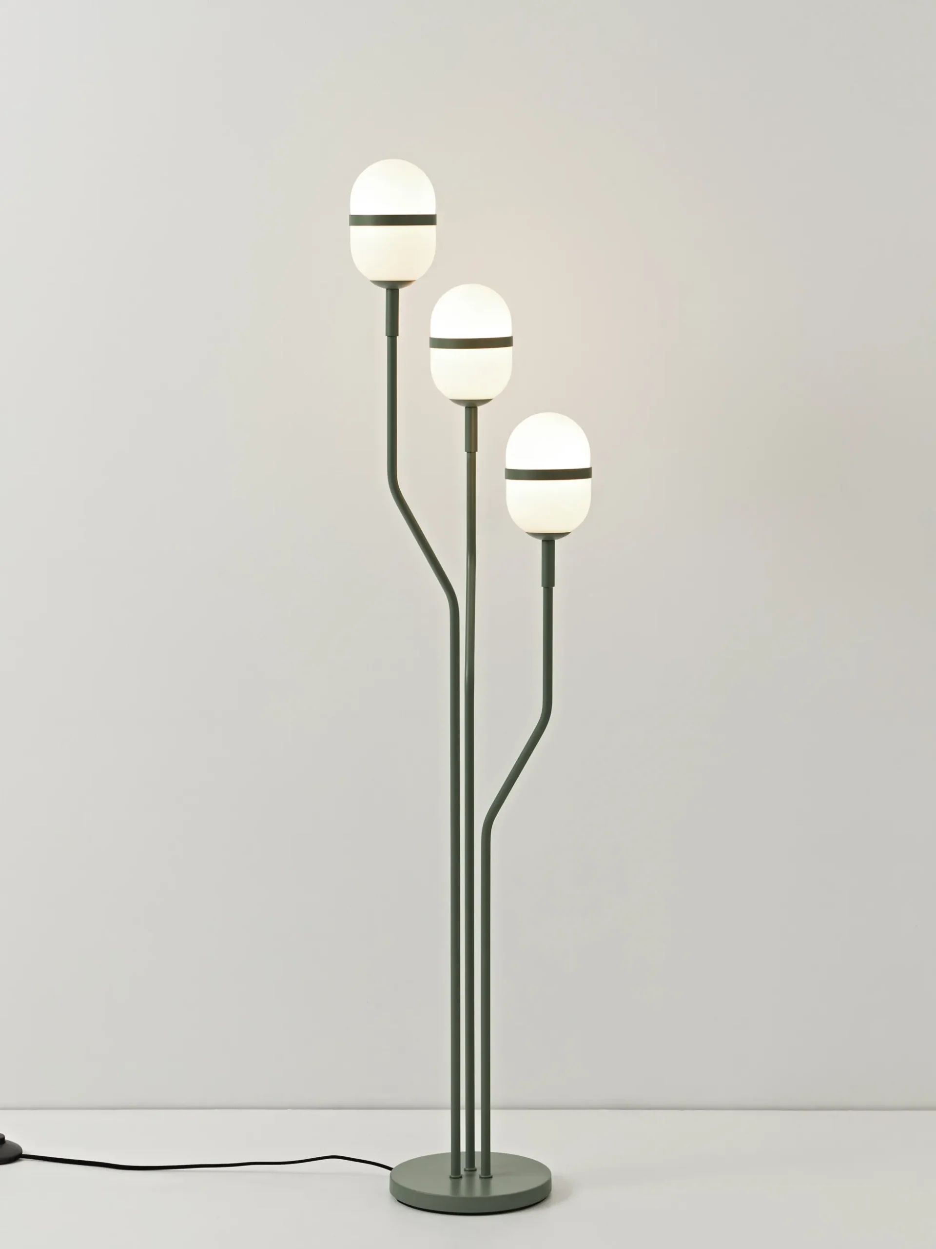 Lampada da terra Yasna