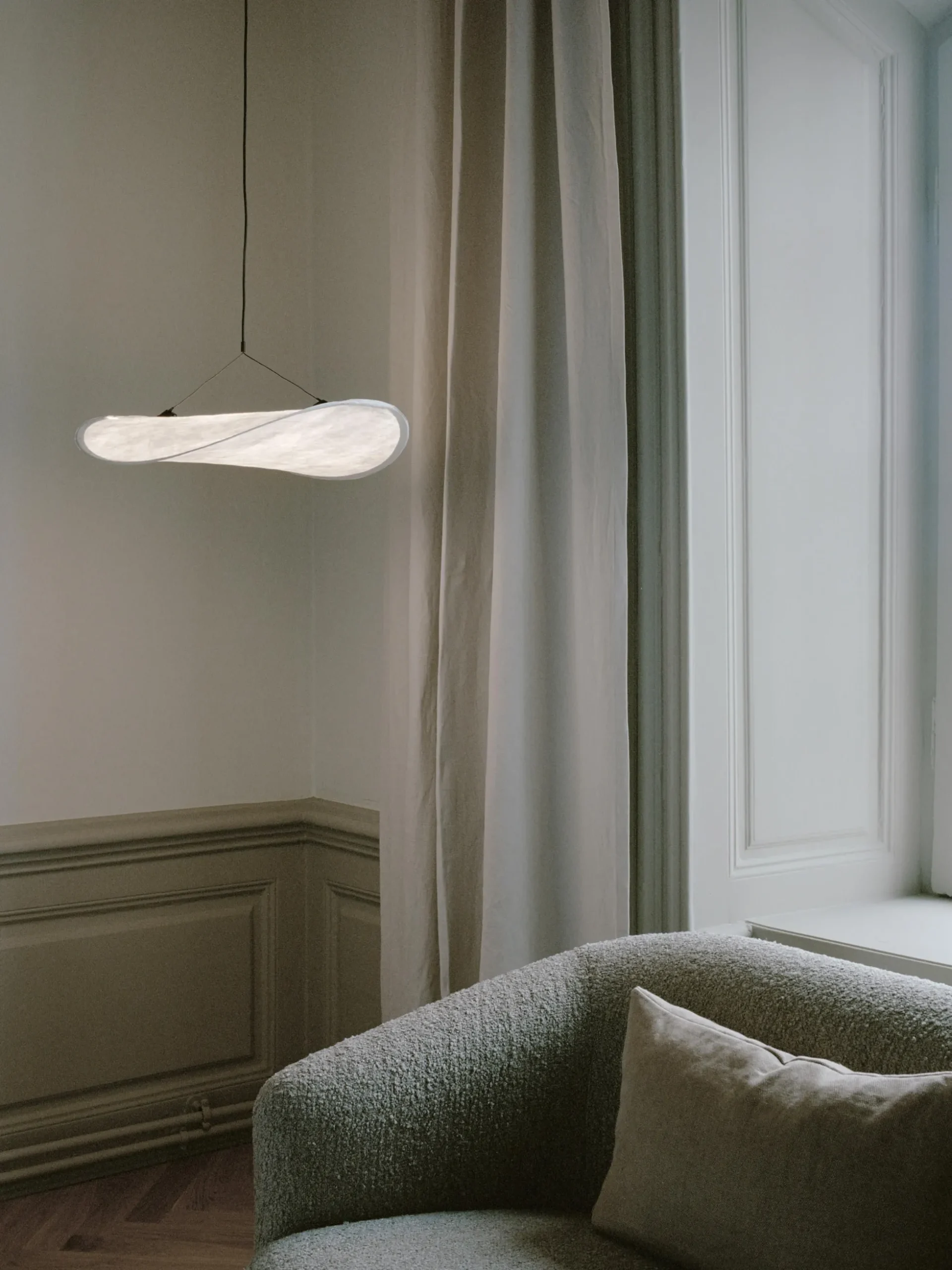 Lampada a sospensione con luce regolabile Tense, varie misure