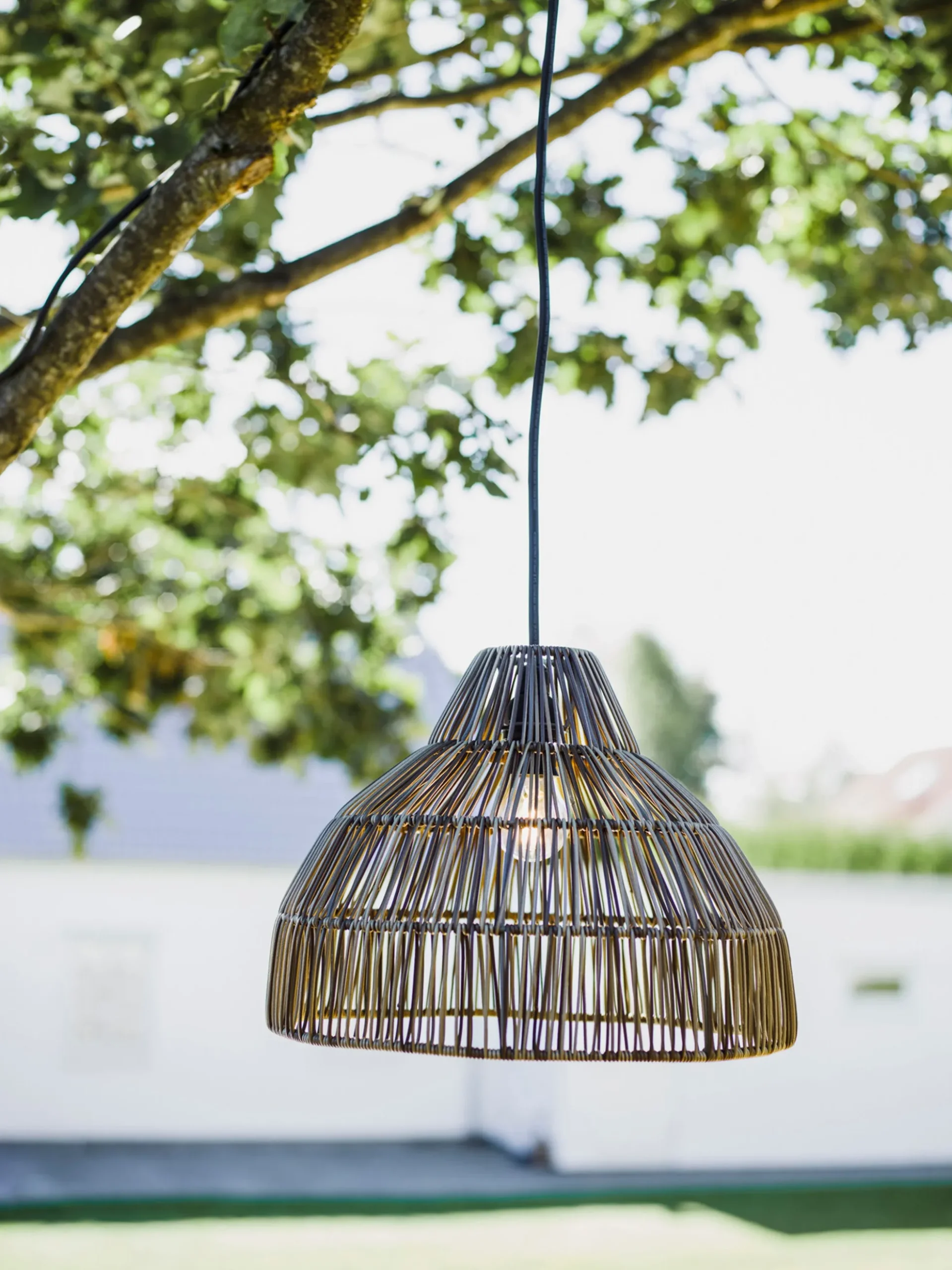 Lampada a sospensione da esterno Bao