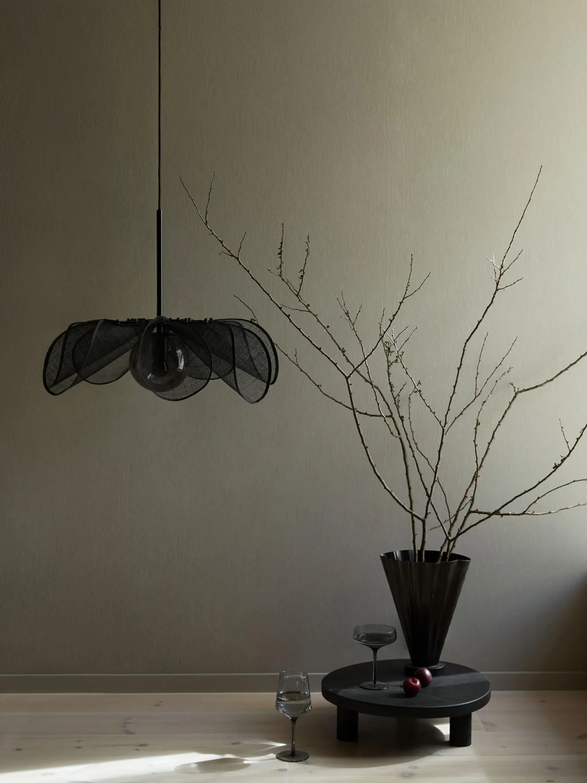 Lampada a sospensione grande in fibre di banana Styrka, varie misure