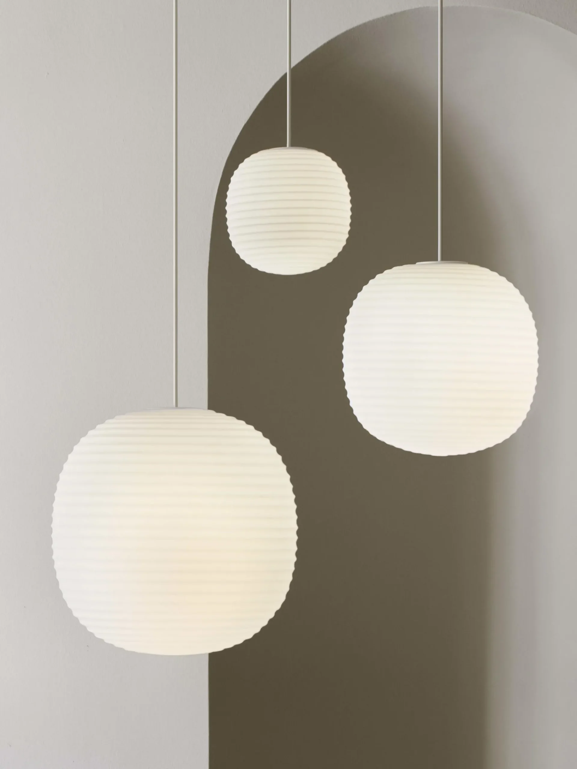 Lampada a sospensione in vetro soffiato Lantern, varie misure