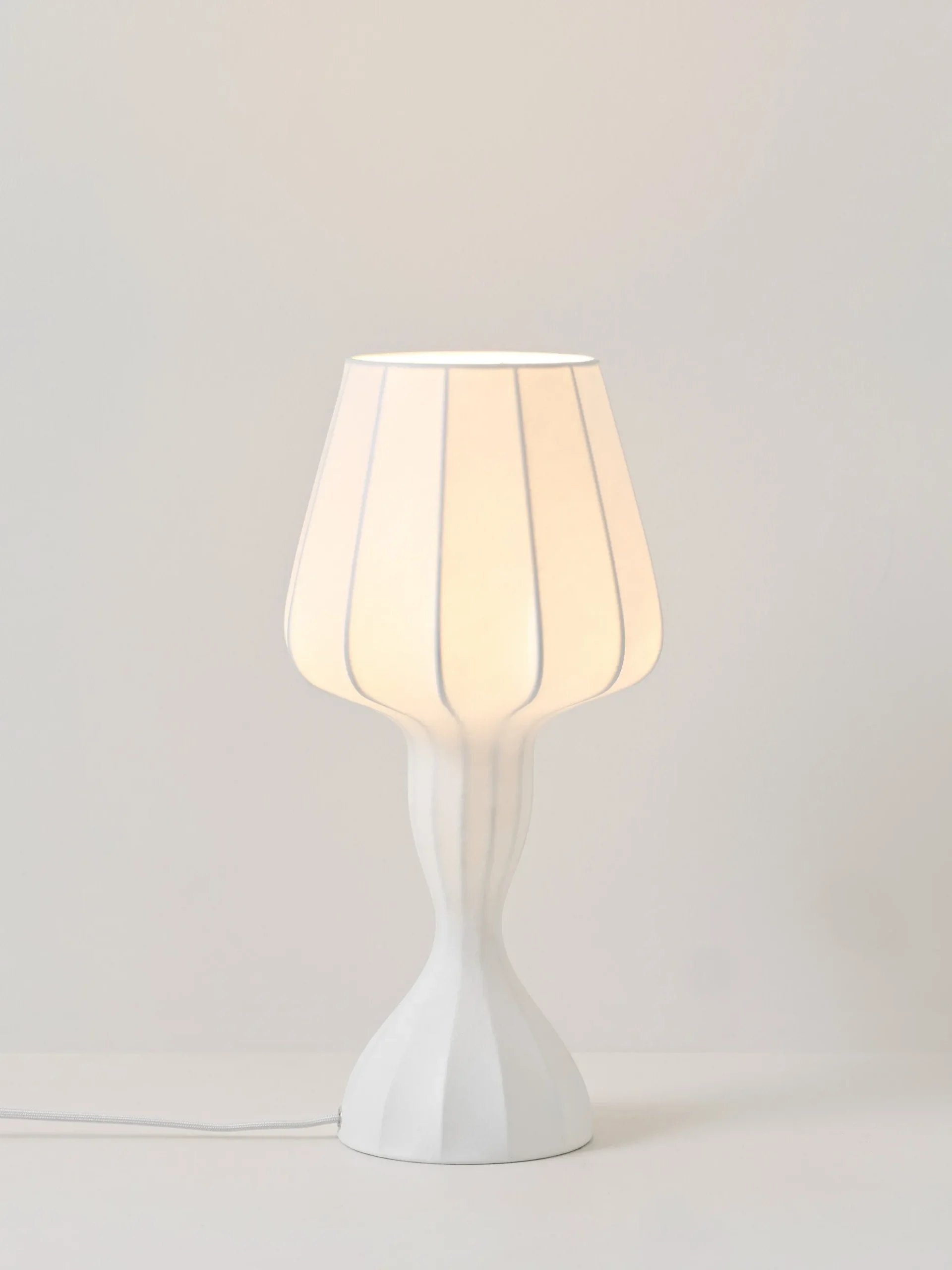 Lampada da tavolo in seta Seda