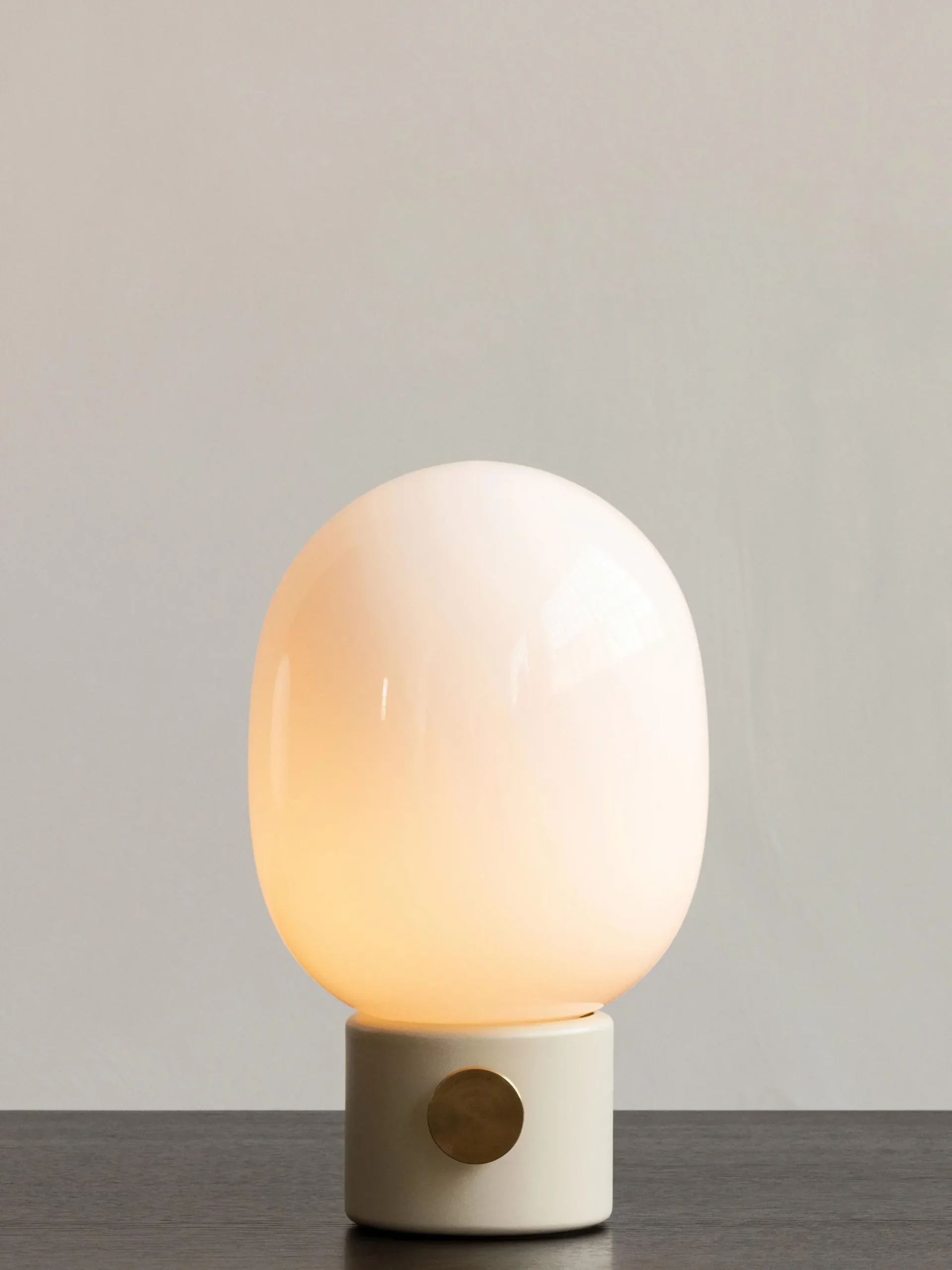 Lampada da tavolo piccola con luce regolabile JWDA, alt. 29 cm