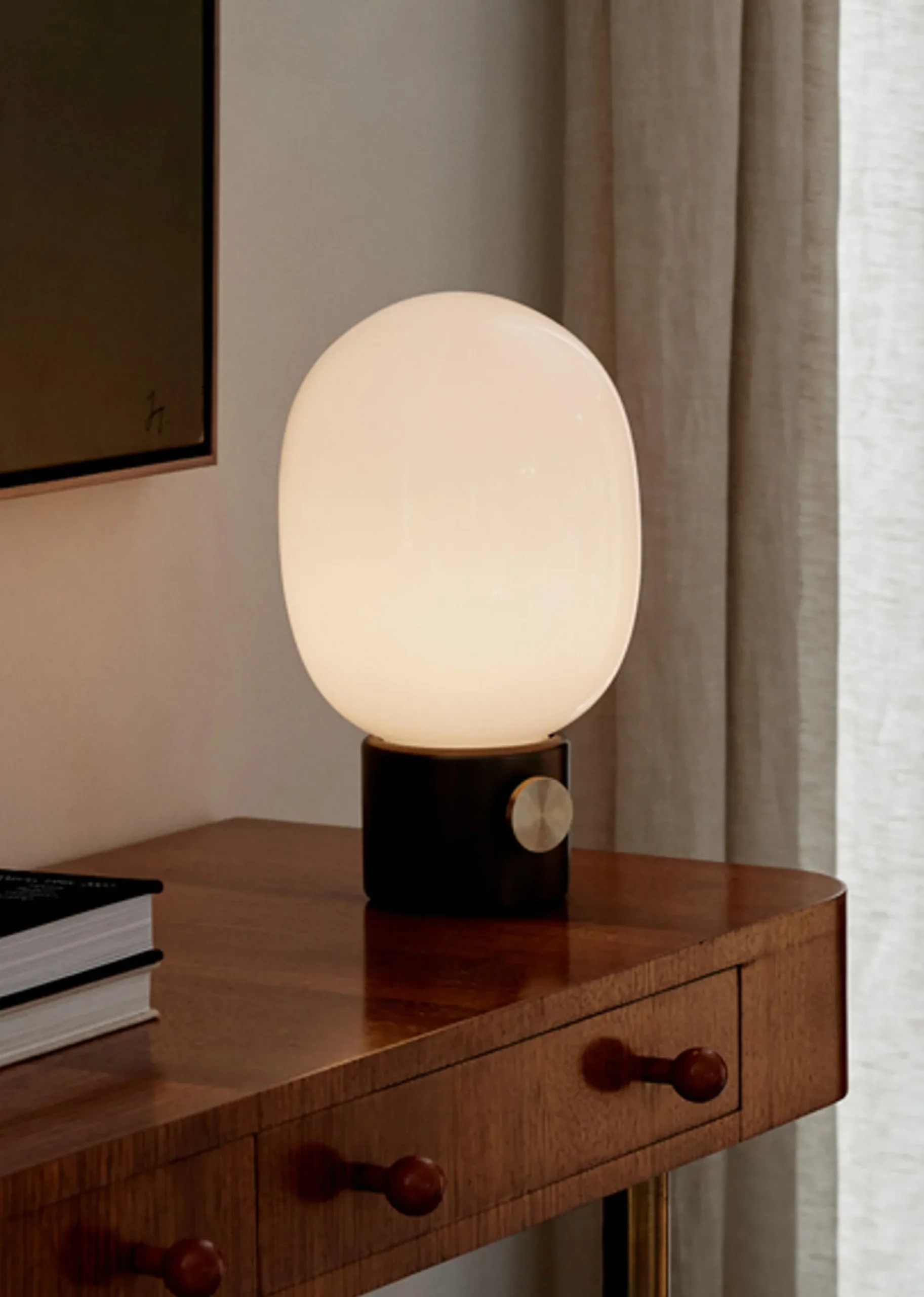 Lampada da tavolo piccola con luce regolabile JWDA, alt. 29 cm