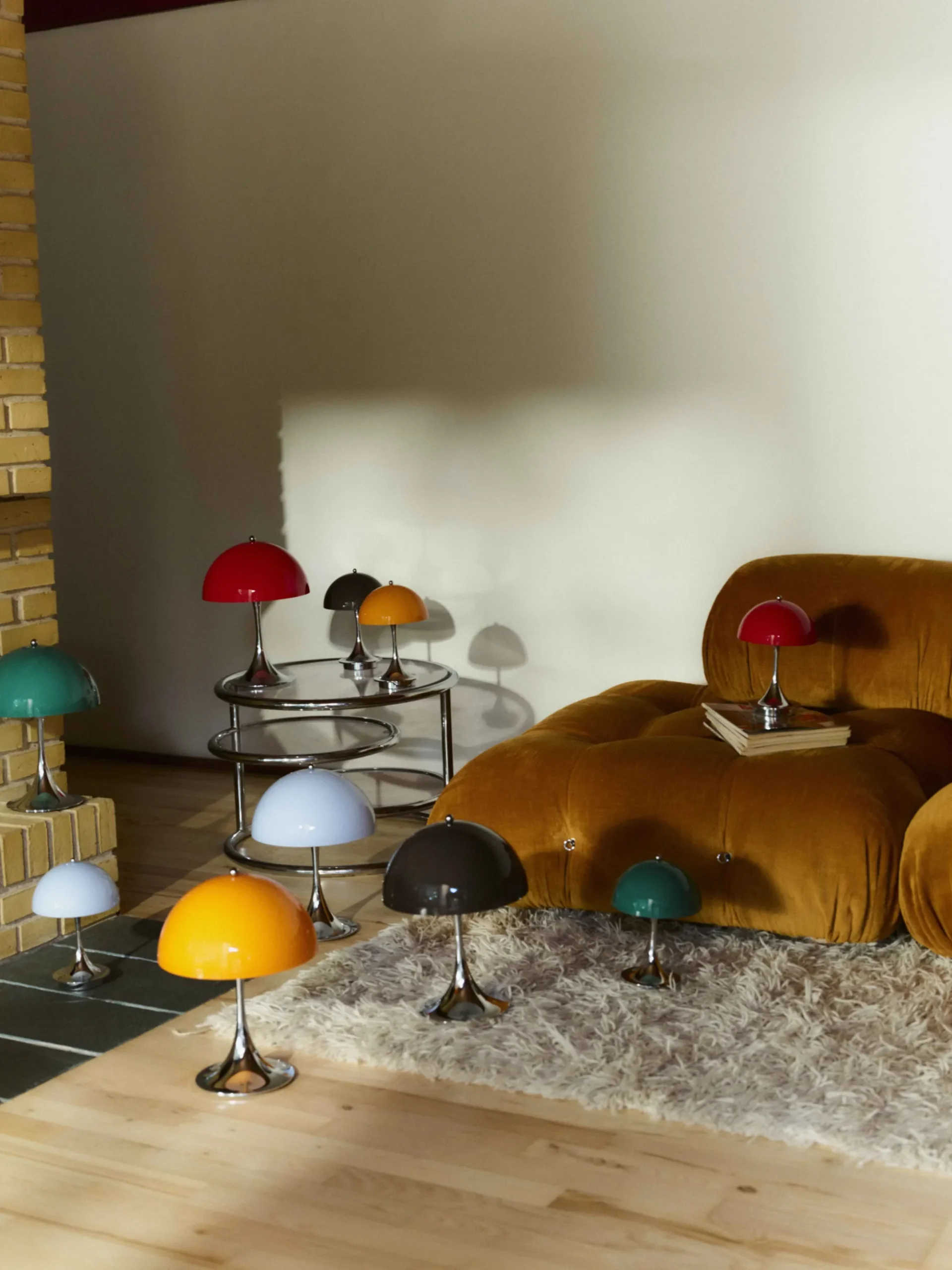 Lampada da tavolo piccola portatile a LED Panthella 160, design Verner Panton