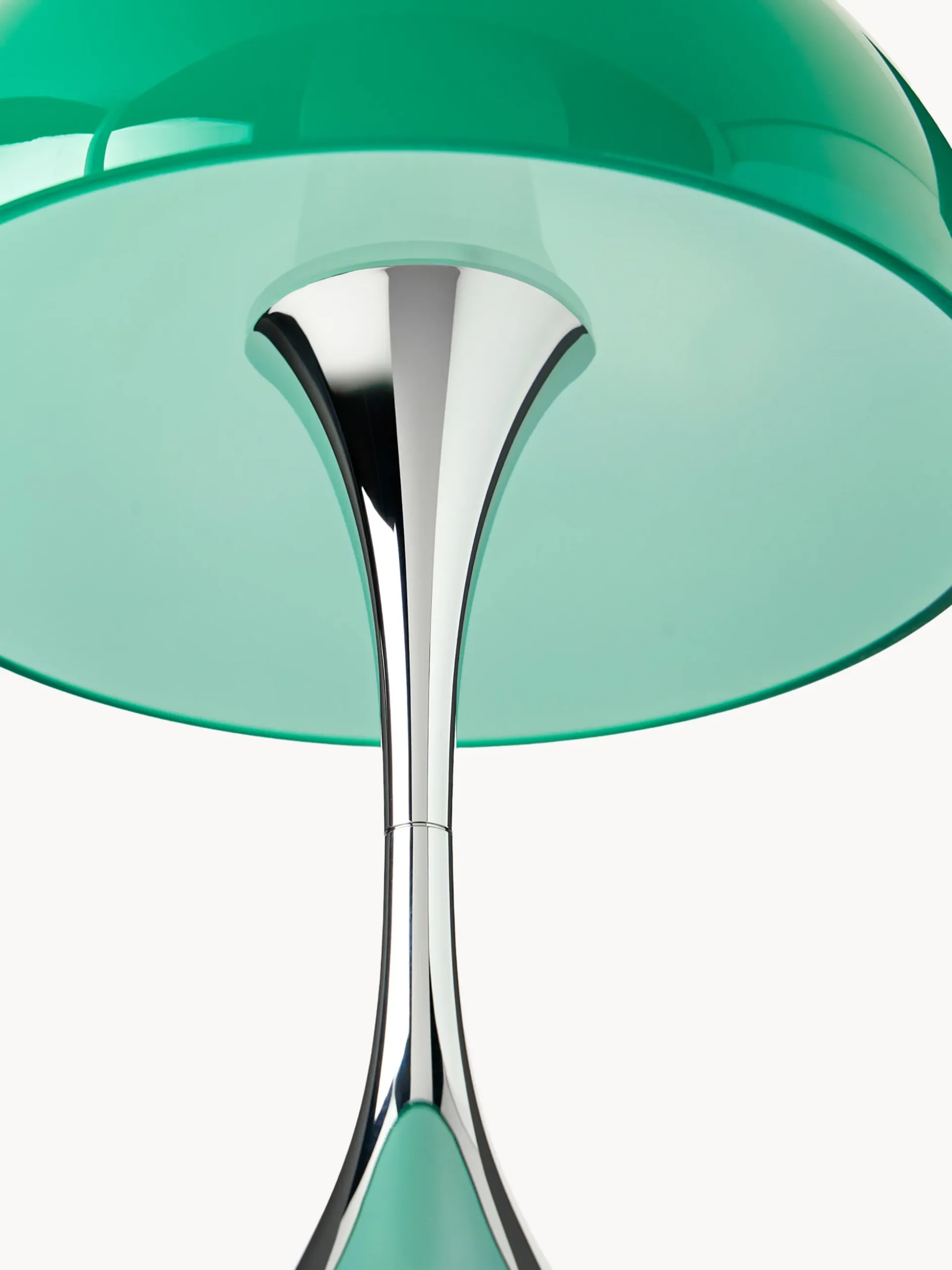 Lampada da tavolo piccola portatile a LED Panthella 160, design Verner Panton