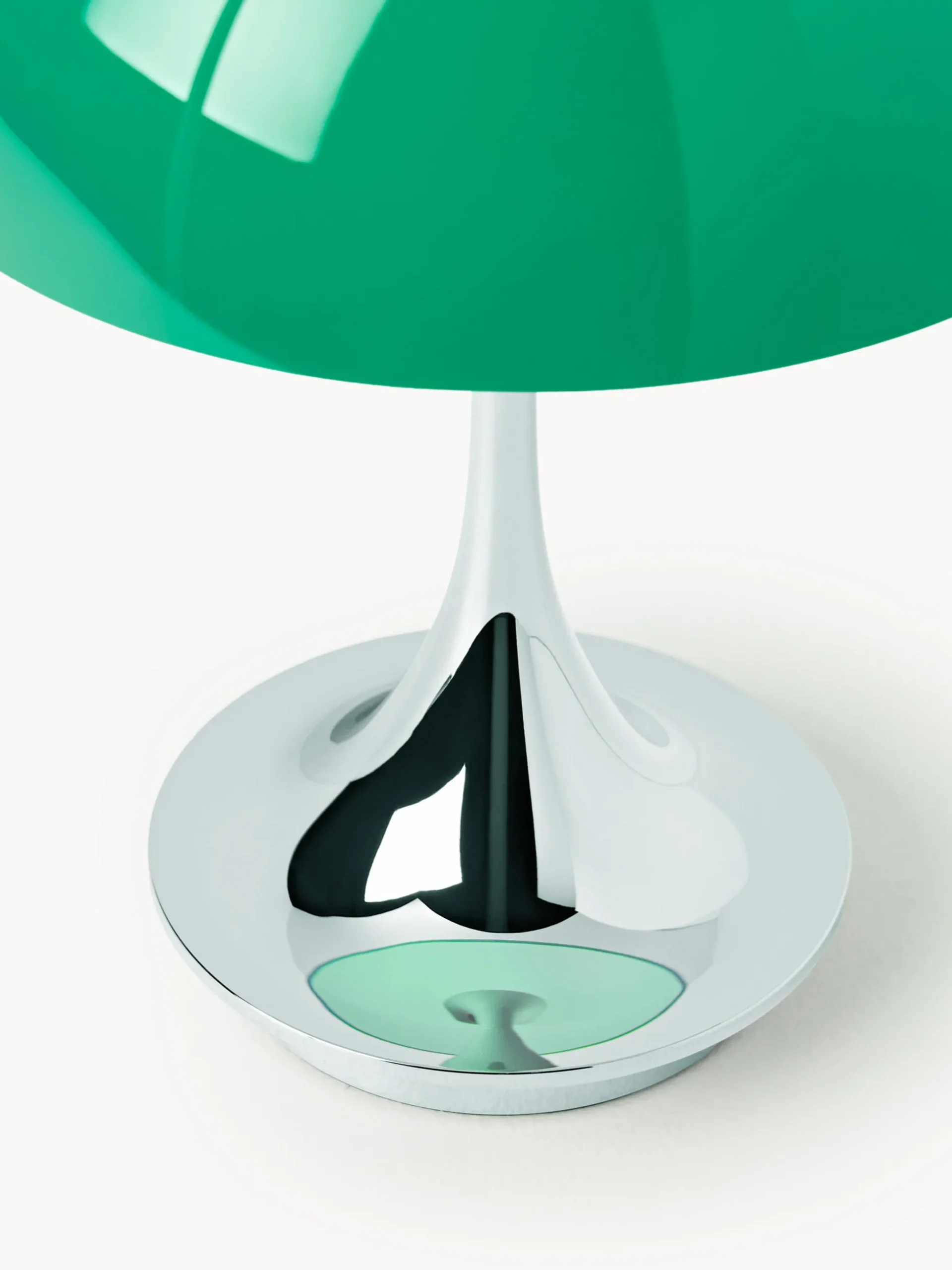 Lampada da tavolo piccola portatile a LED Panthella 160, design Verner Panton