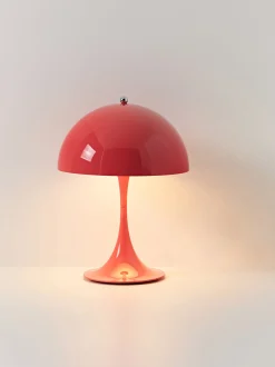 Lampada da tavolo portatile a LED con luce regolabile Panthella 250, Design Verner Panton