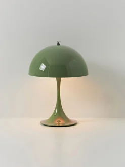 Lampada da tavolo portatile a LED con luce regolabile Panthella 250, Design Verner Panton