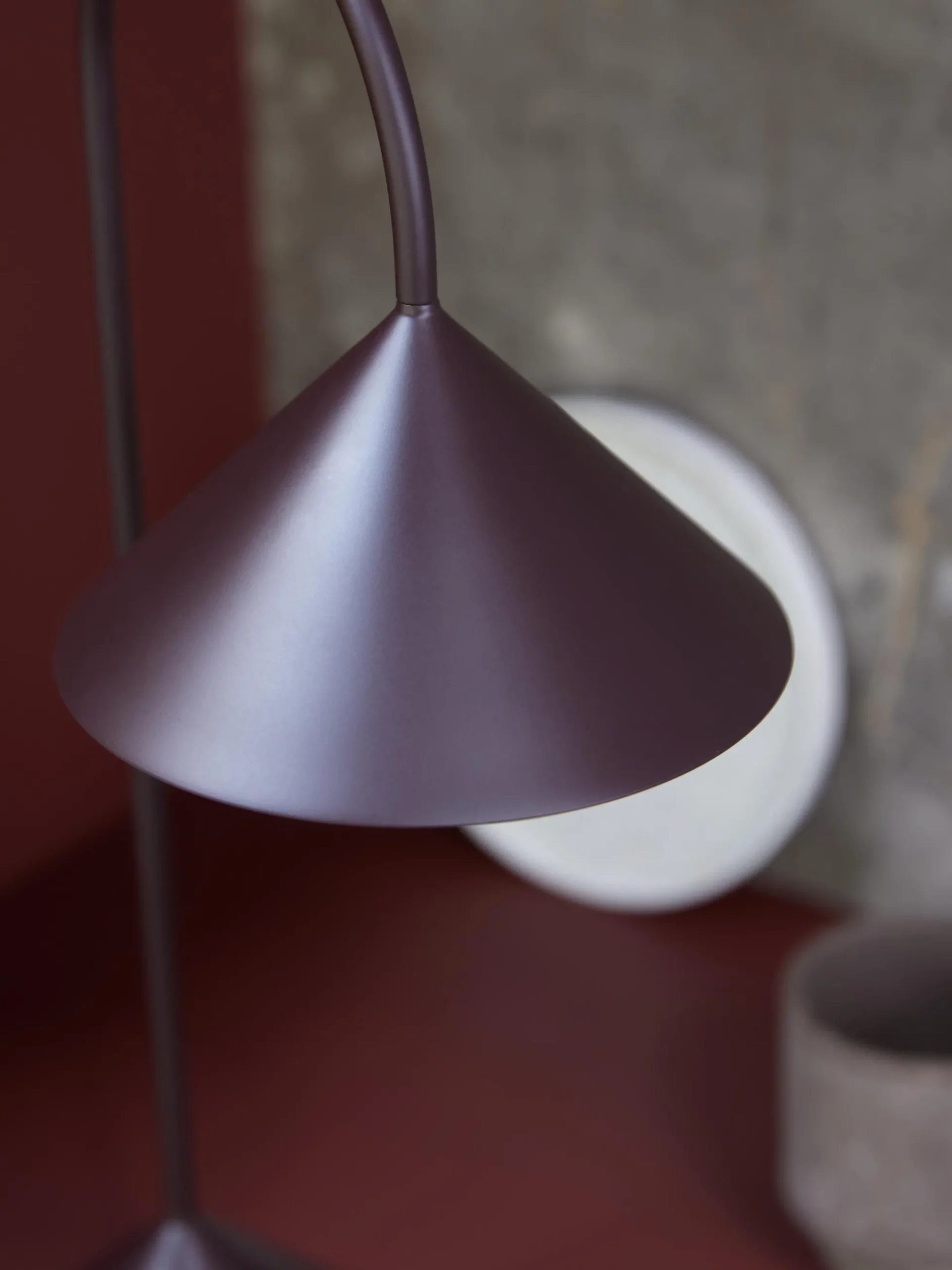 Lampada da tavolo portatile da esterno a LED con luce regolabile Grasp