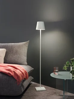 Lampada da terra a LED con luce regolabile Poldina Pro L, regolabile in altezza