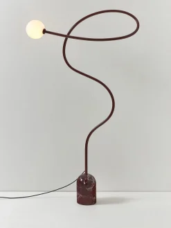 Lampada da terra con base in marmo Alina