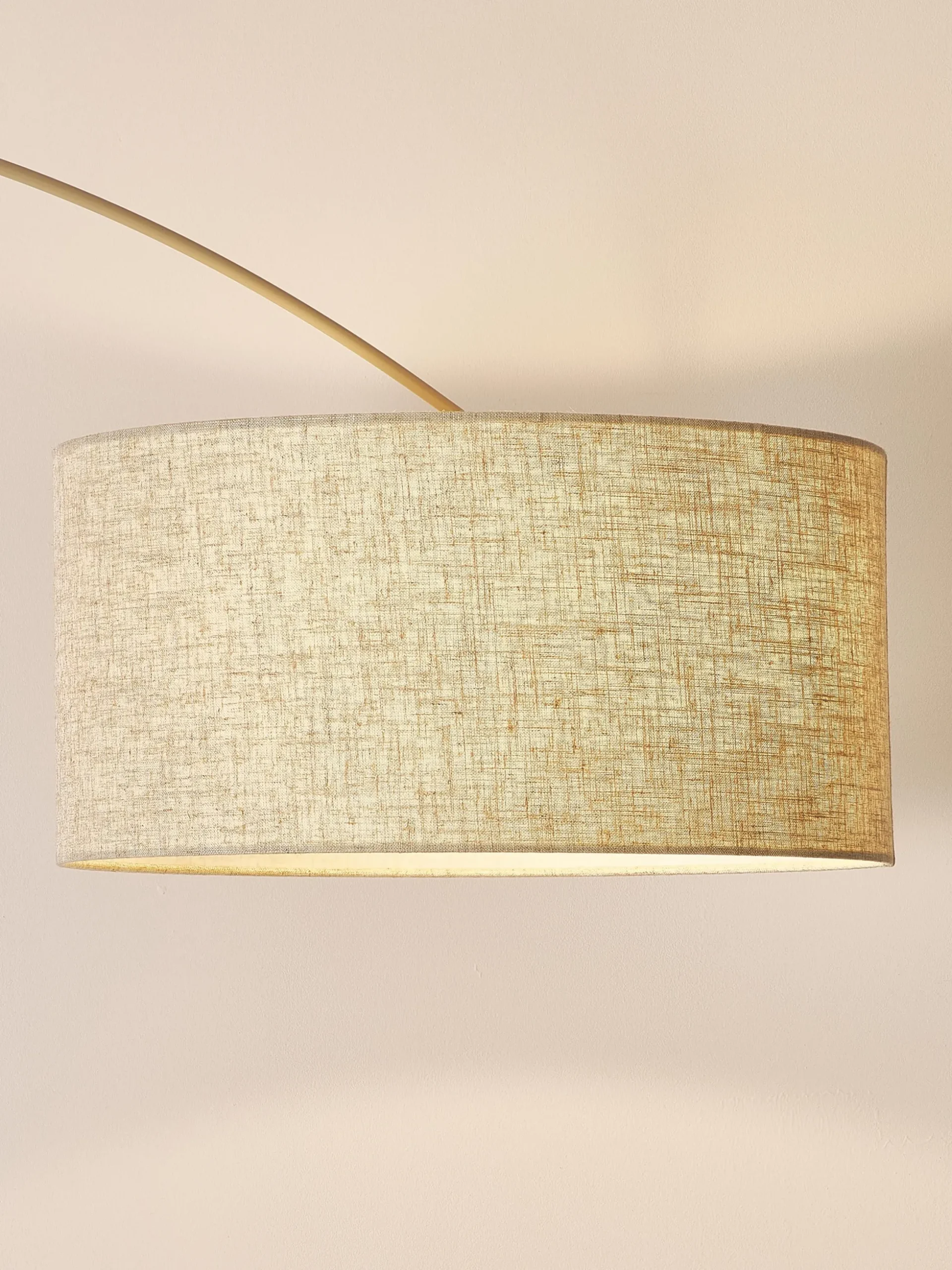 Lampada grande ad arco Niels