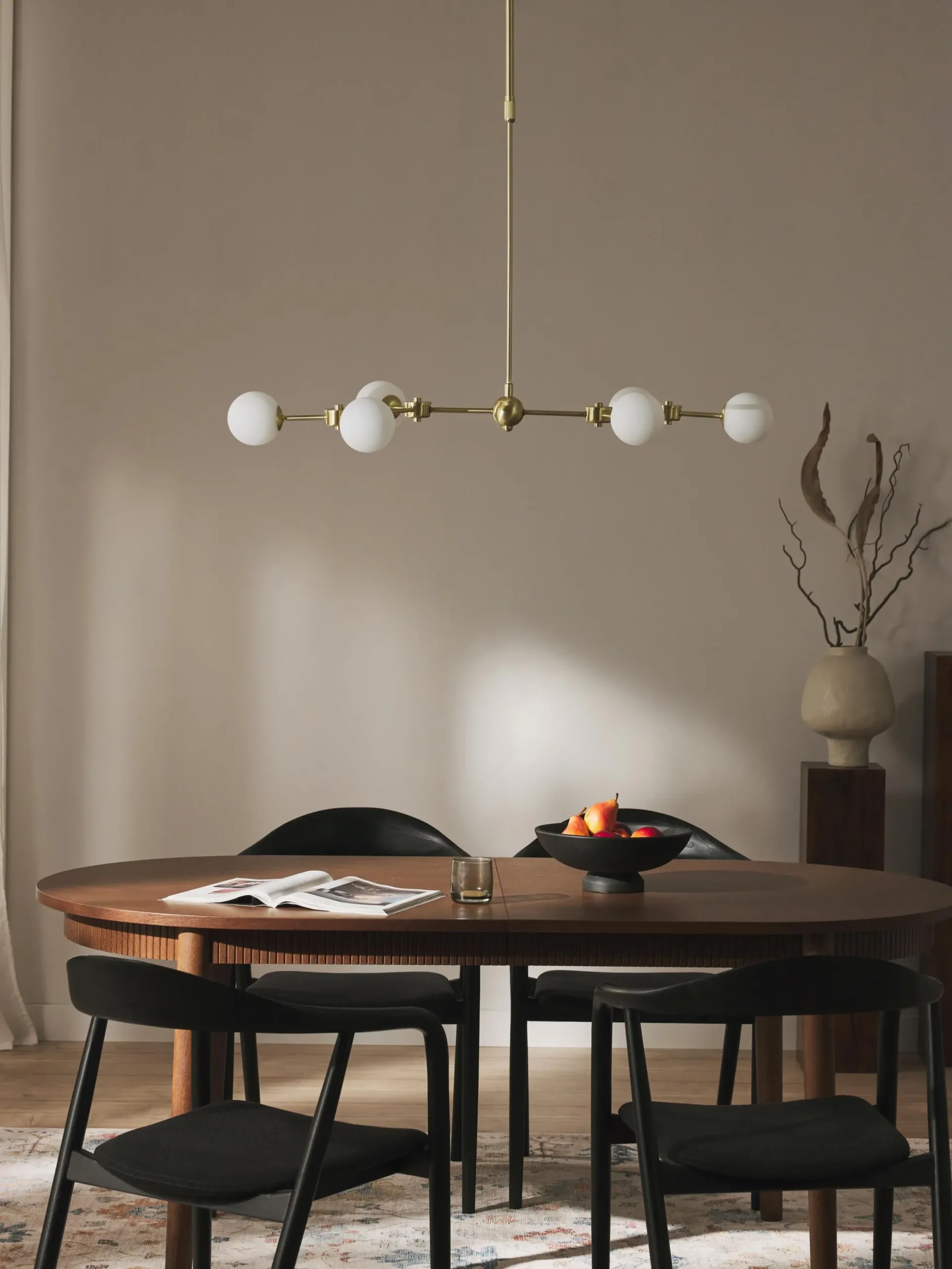 Lampada grande a sospensione in vetro opale Aurelia