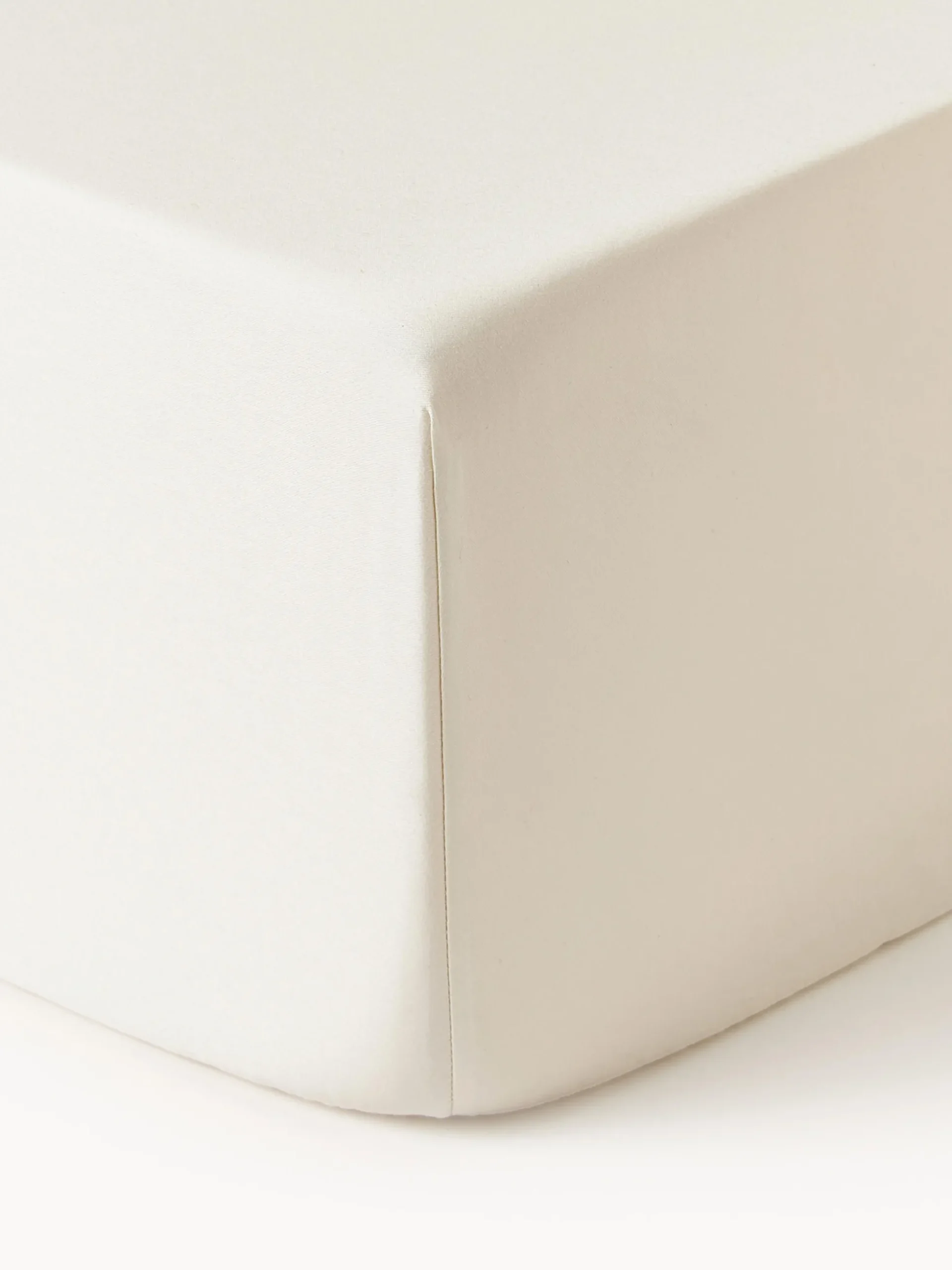 Lenzuolo con angoli boxspring in raso di cotone Premium