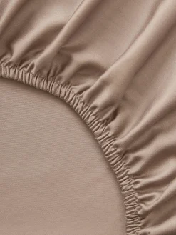 Lenzuolo con angoli boxspring in raso di cotone Premium