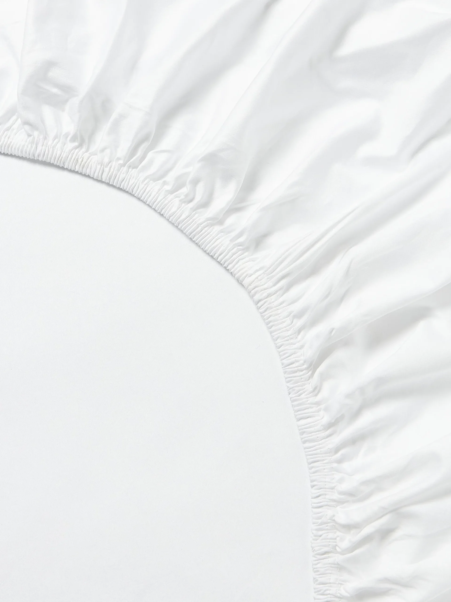 Lenzuolo con angoli in raso di cotone Premium