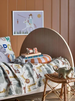 Lettino in legno per bambini con spondine rimovibili Charli, 90 x 200 cm