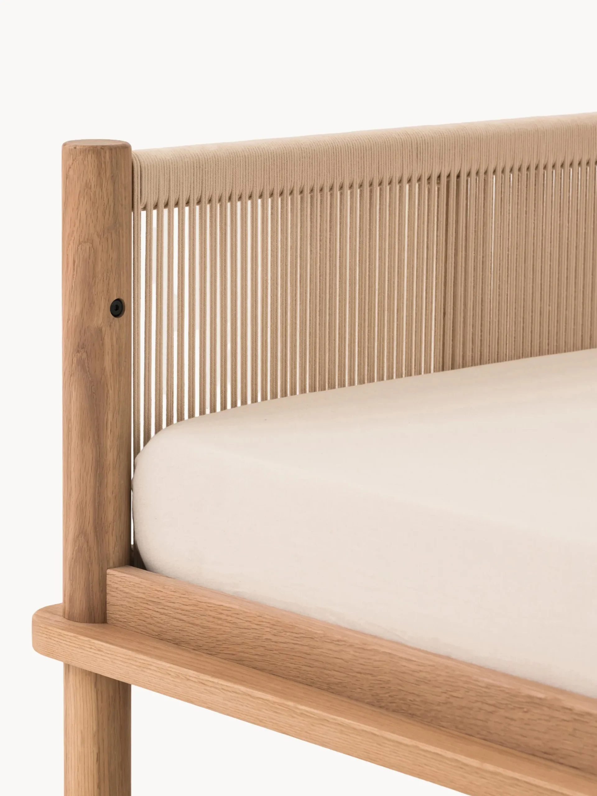 Lettino per bambini in legno di quercia Latitude, 70 x 140 cm
