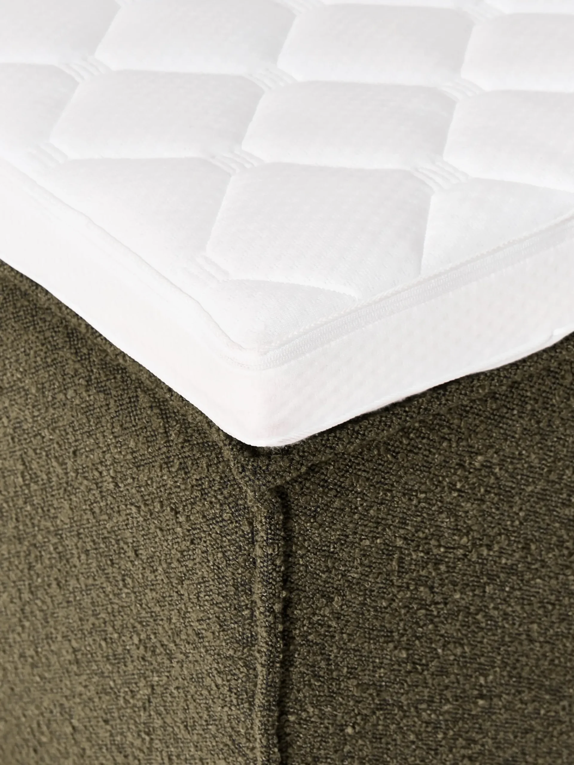 Letto boxspring in bouclé Lennon