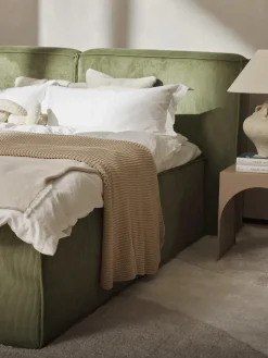 Letto boxspring in velluto a coste Lennon