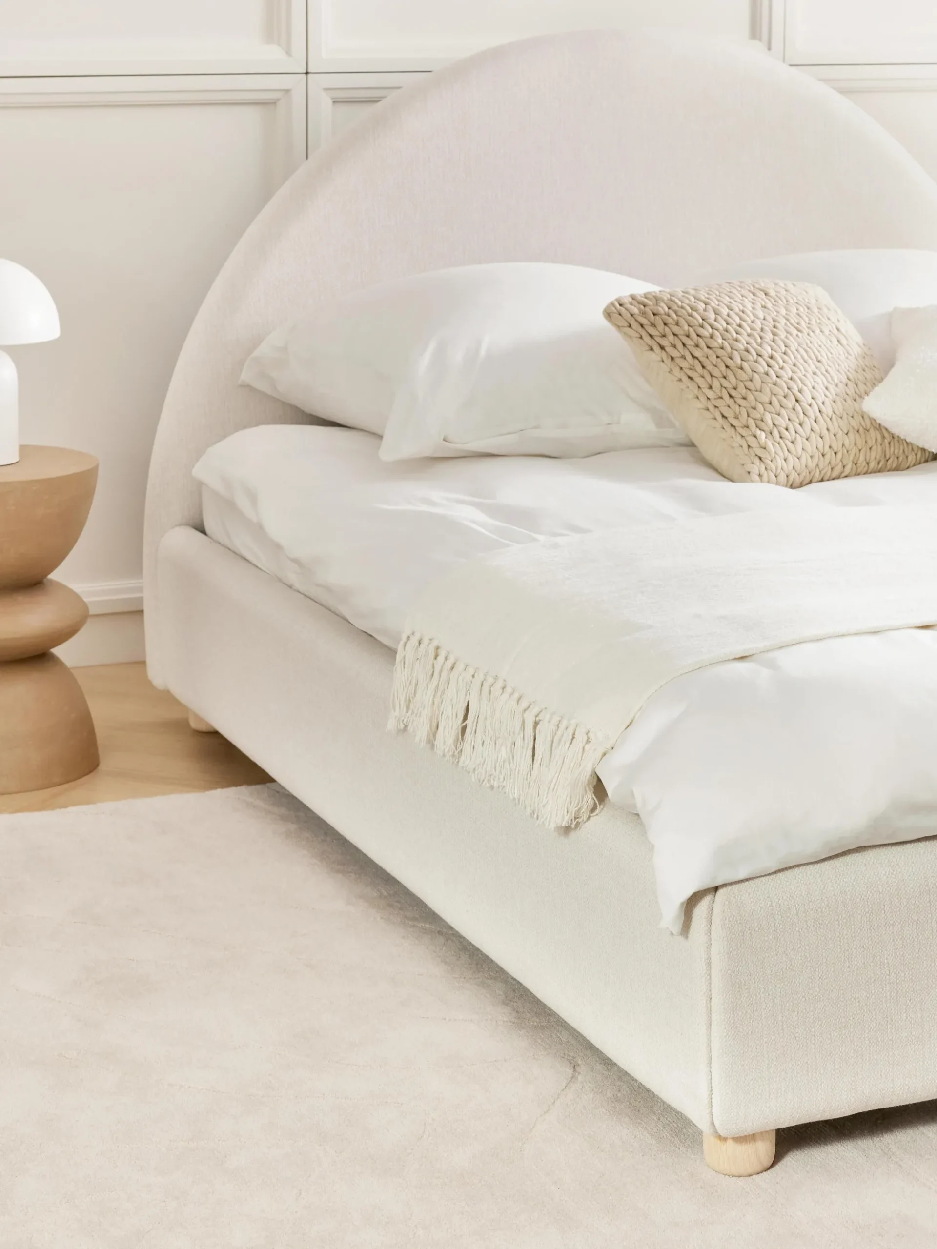 Letto imbottito con contenitore Ebba