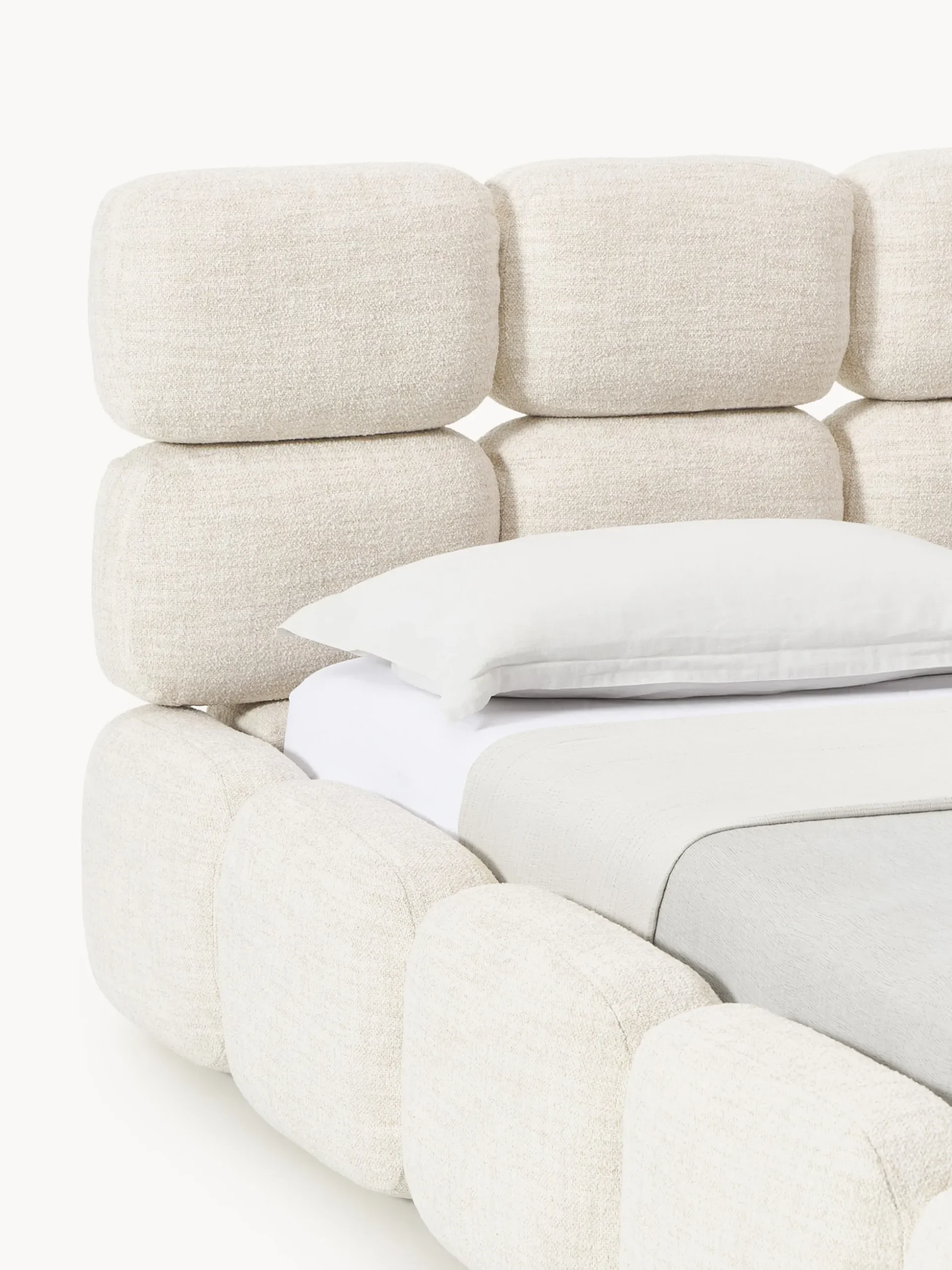 Letto imbottito in bouclé Tayla