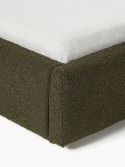 Letto imbottito in bouclé con contenitore Cloud