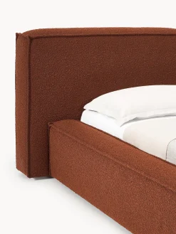 Letto imbottito in bouclé Lennon