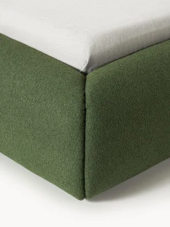Letto imbottito in bouclé Sofia