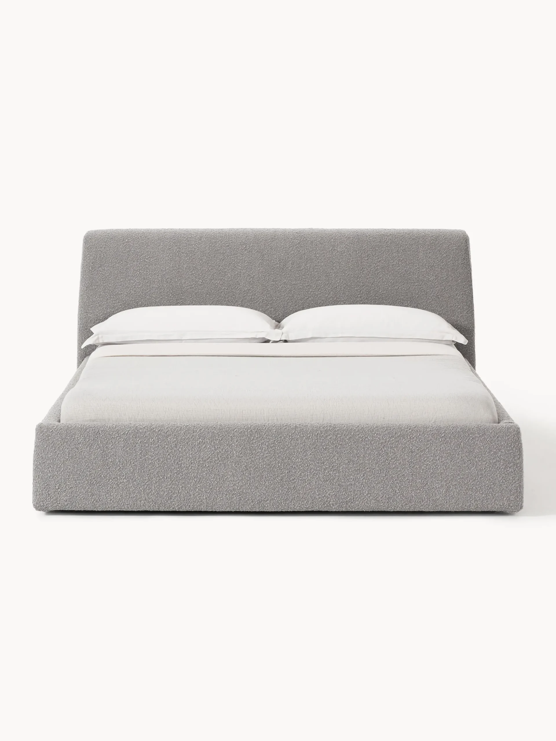 Letto imbottito in bouclé Cloud