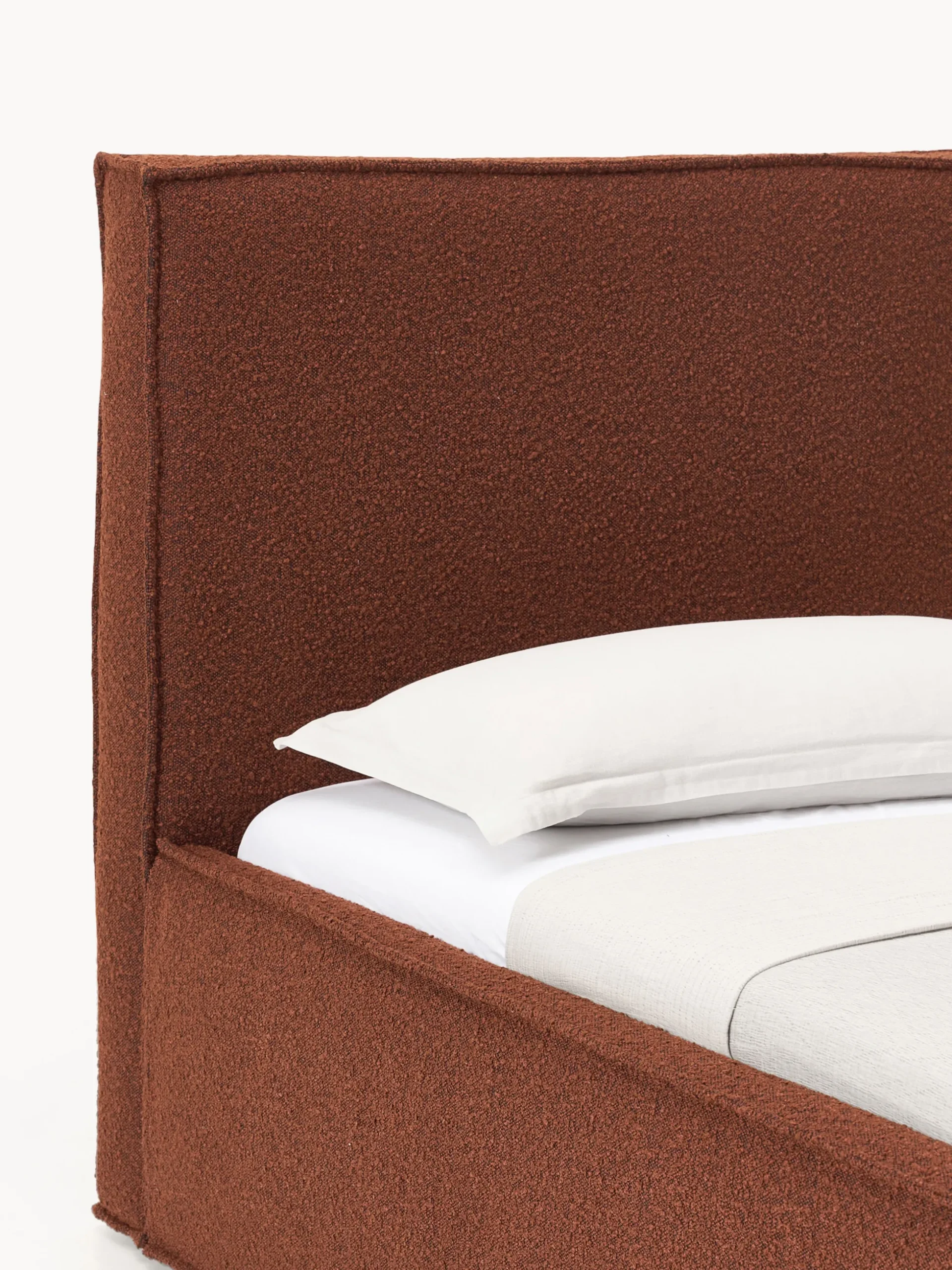 Letto imbottito in bouclé con contenitore Dream