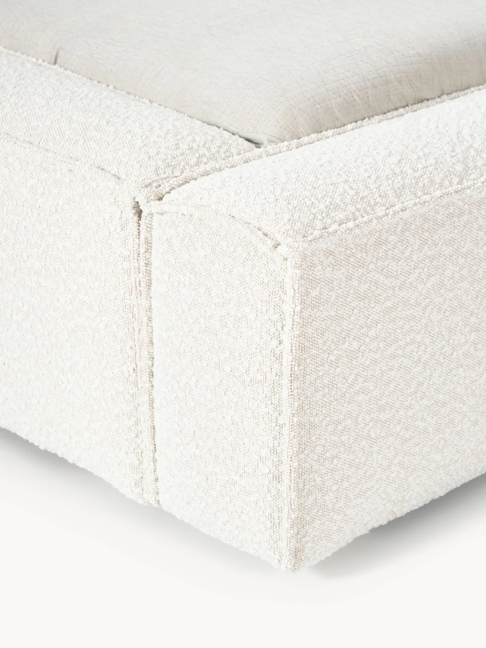 Letto imbottito in bouclé Lennon