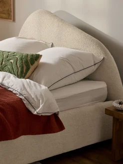 Letto imbottito in bouclé Gary